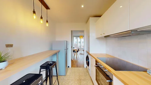 Alojamiento entero en 13 Rue Charles Dumont, 21000 Dijon, France, imagen 12 de 23