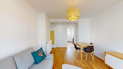 Alojamiento entero en 13 Rue Charles Dumont, 21000 Dijon, France, imagen 20 de 23