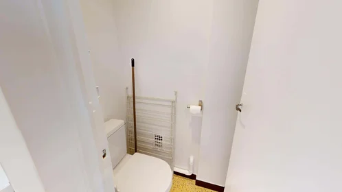 Alojamiento entero en 13 Rue Charles Dumont, 21000 Dijon, France, imagen 23 de 23