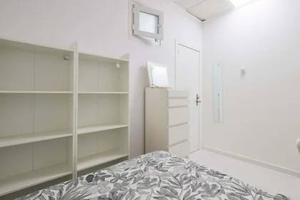 Privatzimmer in der Av. Elias Garcia 147, 1050-154 Lisboa, Portogallo, bild 8 von 44