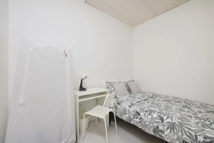 Privatzimmer in der Av. Elias Garcia 147, 1050-154 Lisboa, Portogallo, bild 9 von 44