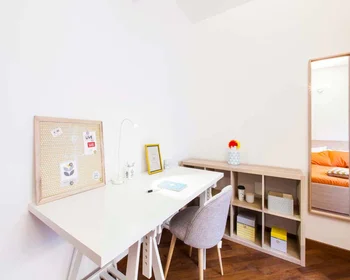 Quarto privado em 1, Via Privata S. Martiniano, Milano, 20139, imagem 7 de 24