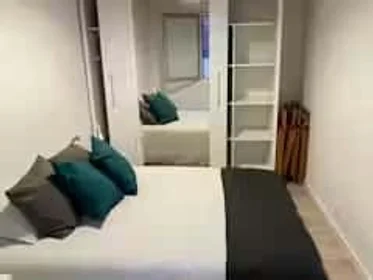 整套公寓 在 Carrer de Vinaròs, 45, Ciutat Vella, 08003 Barcelona, Spagna, 33的图像2
