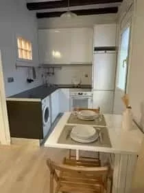 整套公寓 在 Carrer de Vinaròs, 45, Ciutat Vella, 08003 Barcelona, Spagna, 33的图像7