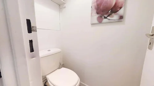 Private room at 2 Les Châteaux Saint-Sylvère, 95000 Cergy, France, image 20 of 21