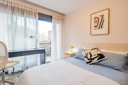 Private room at Av. de Burjassot, 46015 València, Valencia, Spain, image 2 of 44