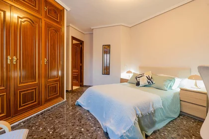 Private room at Av. de Burjassot, 46015 València, Valencia, Spain, image 6 of 33