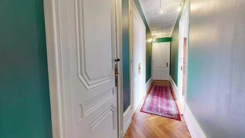Quarto privado em 13 Rue Bourgneuf, 42000 Saint-Étienne, France, imagem 13 de 30