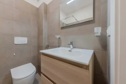 Privatzimmer in der 42121 Reggio Emilia, Province of Reggio Emilia, Italy, bild 6 von 14