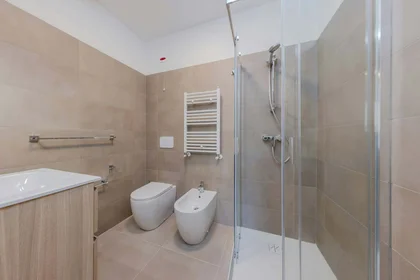 Privatzimmer in der 42121 Reggio Emilia, Province of Reggio Emilia, Italy, bild 7 von 16
