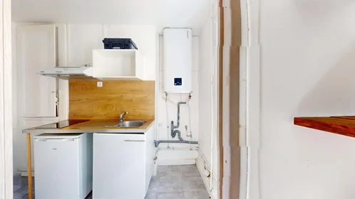 Apartamento inteiro em 21 Rue Collard, 76600 Le Havre, France, imagem 6 de 14