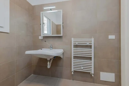 Privatzimmer in der 42121 Reggio Emilia, Province of Reggio Emilia, Italy, bild 14 von 21