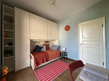 Quarto privado em Viale Europa, 72, 25133 Brescia BS, Italy, imagem 2 de 23