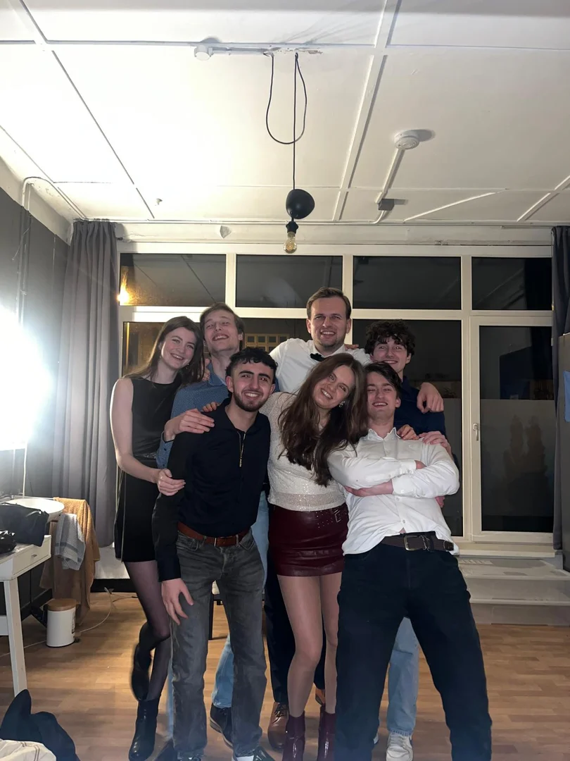 Chambre conviviale pour les étudiants dans  avec des équipements modernes