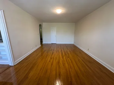 Dairenin tamamı Ikamet yerinde konumu 24, Concord Ave., Unit 308, Harvard Square, Cambridge, MA, 02138, 20 22 görüntüsü