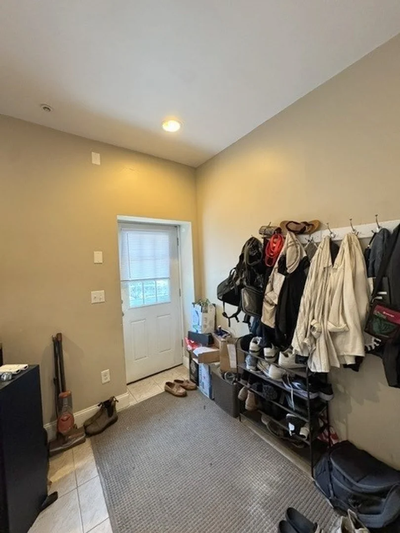 910, Saratoga St., Unit 15, East Boston, Boston, MA, 02128