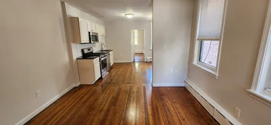 Logement entier en résidence à 191, Maverick, Unit 2R, East Boston, Boston, MA, 02128, image 6 de 17