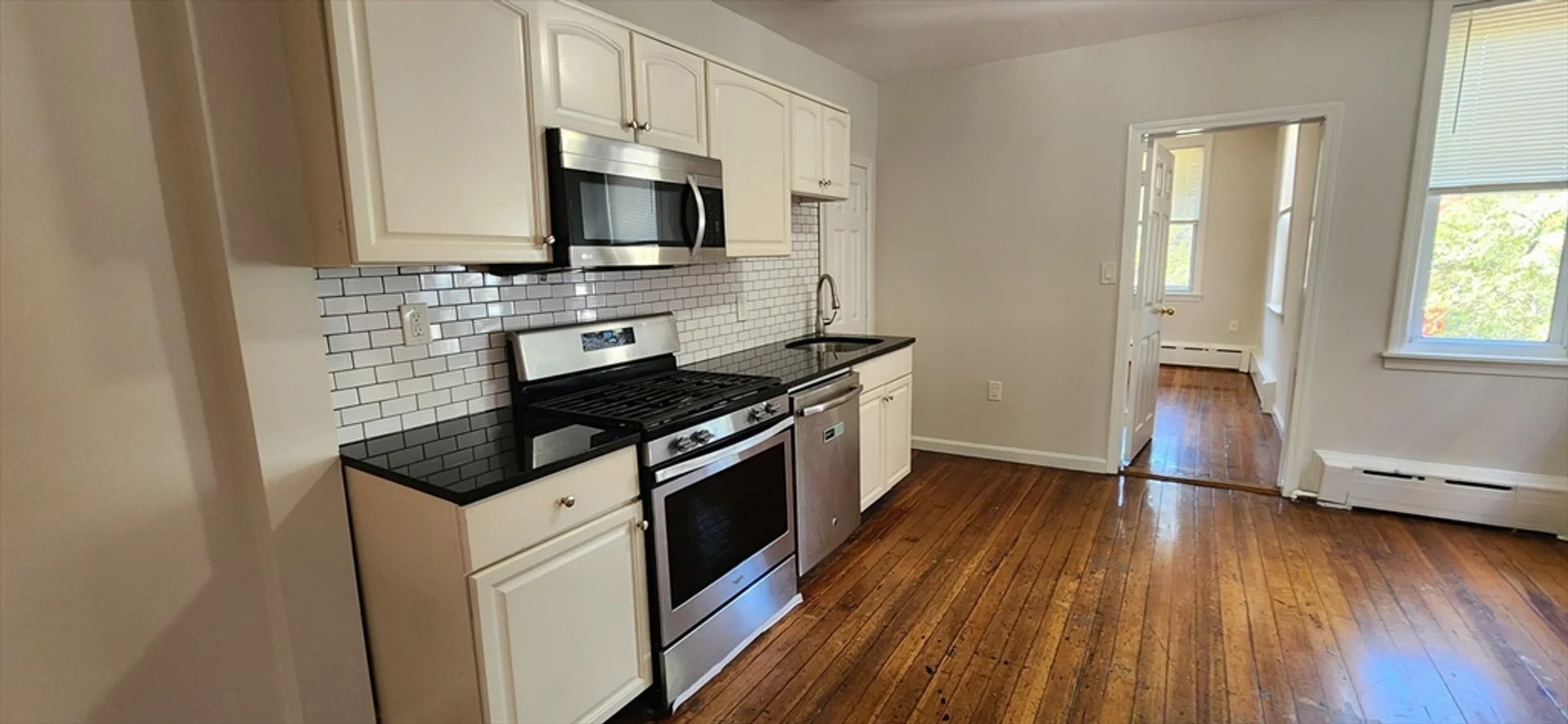 191, Maverick, Unit 2R, East Boston, Boston, MA, 02128