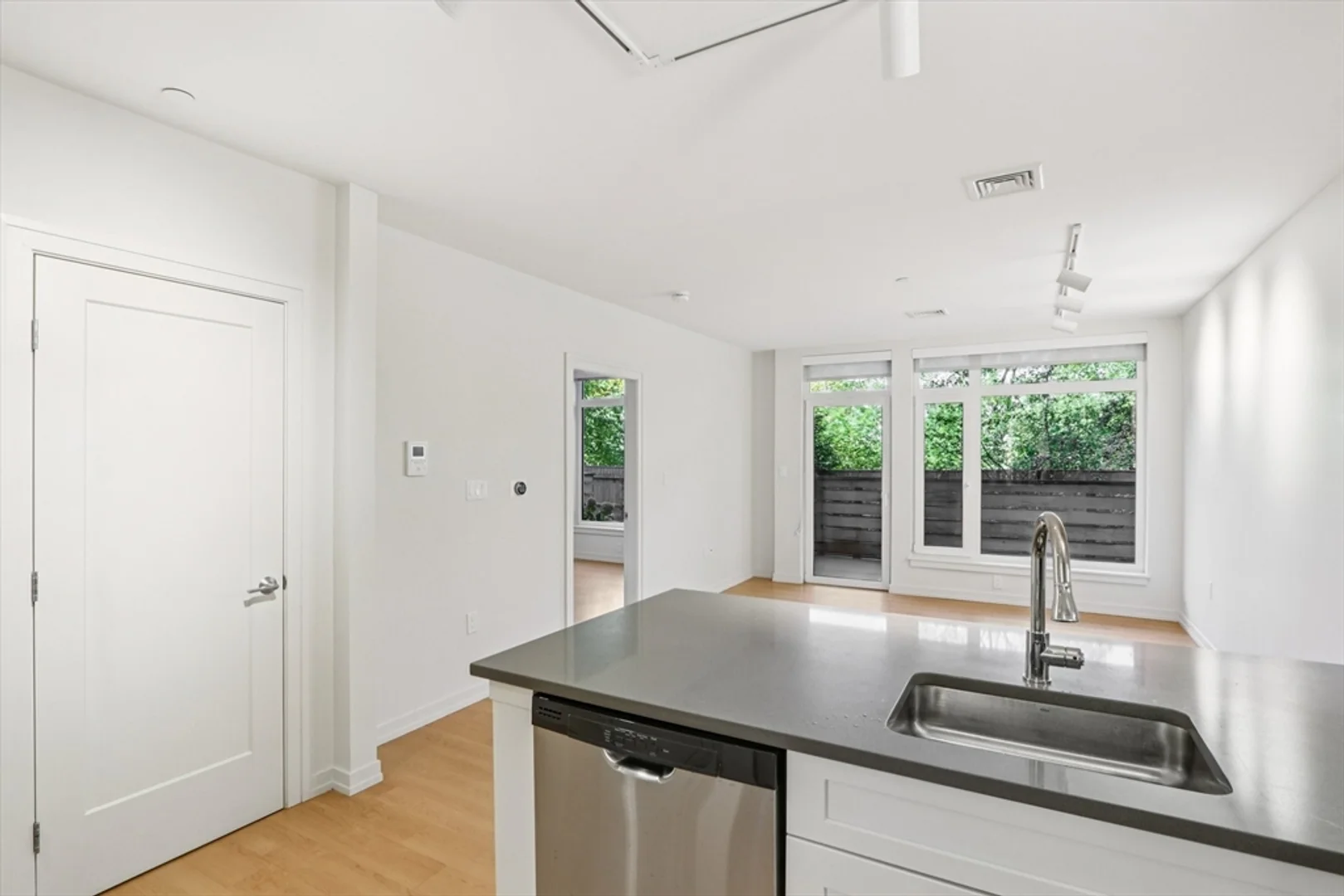 77, New, Unit 314, West Cambridge, Cambridge, MA, 02138