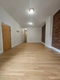 Logement entier en résidence à 76, West Cottage, Unit 1, Dorchester, Boston, MA, 02125, image 16 de 17
