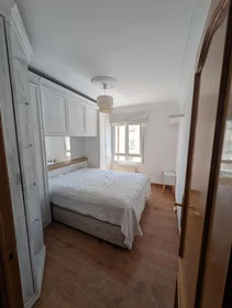 Entire apartment at Calle Segovia 8, image 1 of 8