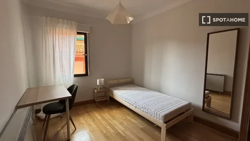 Entire apartment at Calle de los Jardinillos de San Roque, image 14 of 19