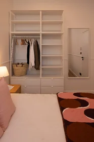 Entire apartment at Place des Augustines 6, image 11 of 19