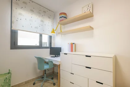 Entire apartment at Calle Héroe de Sostoa 12, image 27 of 49