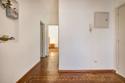 Stanza privata in Penha de França - Avenida General Roçadas, 1.º Esquerdo, immagine 22 di 45