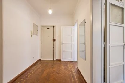 Stanza privata in Penha de França - Avenida General Roçadas, 1.º Esquerdo, immagine 23 di 45