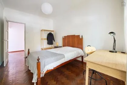 Stanza privata in Penha de França - Avenida General Roçadas, 1.º Esquerdo, immagine 40 di 42