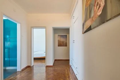 Stanza privata in Penha de França - Avenida General Roçadas, 1.º Esquerdo, immagine 18 di 45