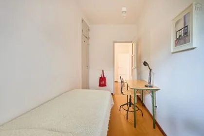 Stanza privata in Penha de França - Avenida General Roçadas, 1.º Esquerdo, immagine 40 di 44