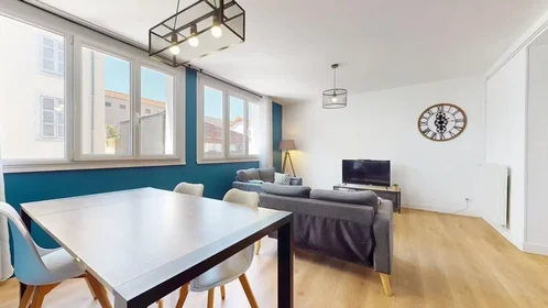 Privatzimmer in der Rue Victor Hugo, Delille-Cathédrale-la Gare, bild 10 von 10
