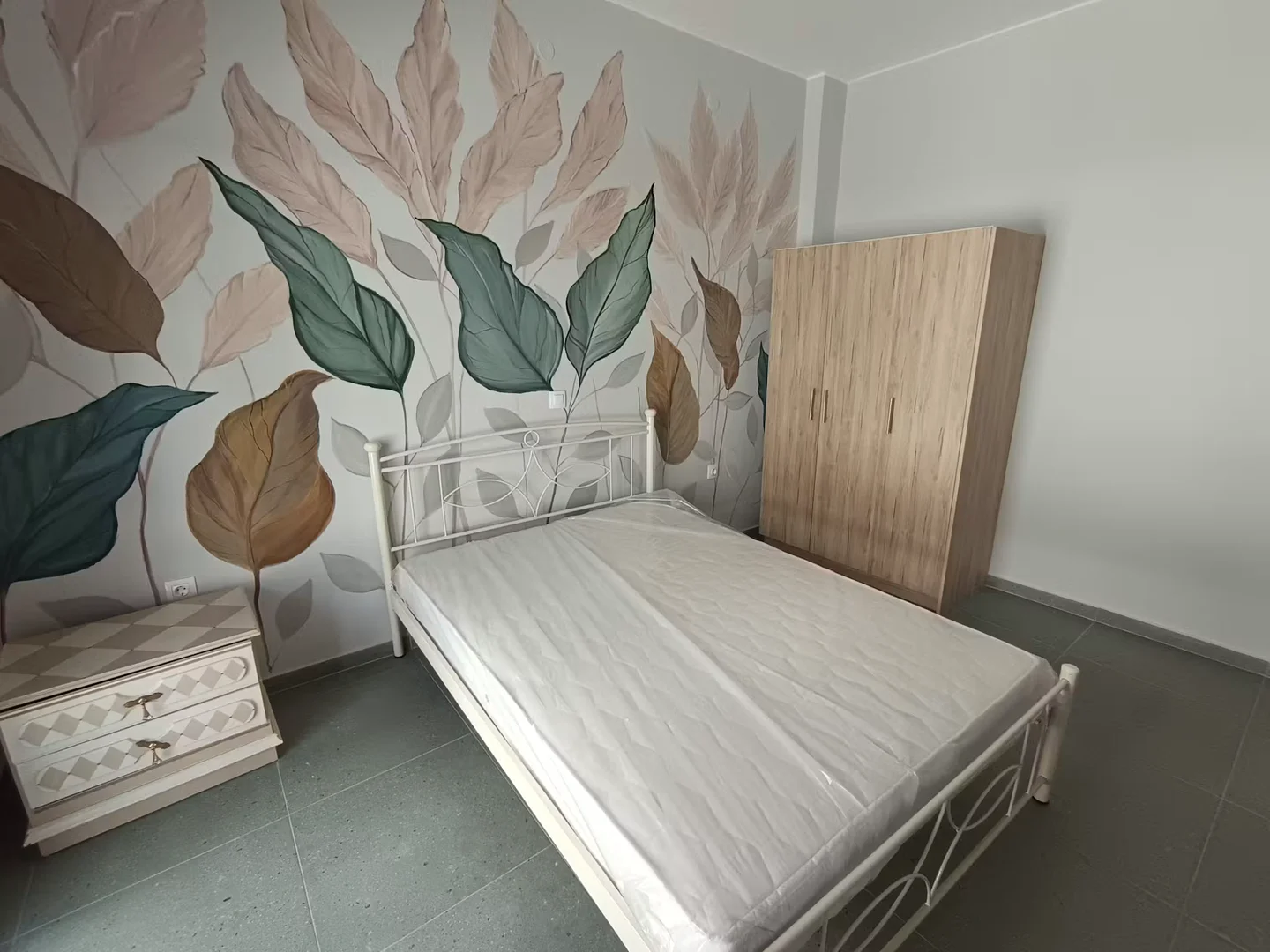 Quarto de estudante económico perto do campus em 
