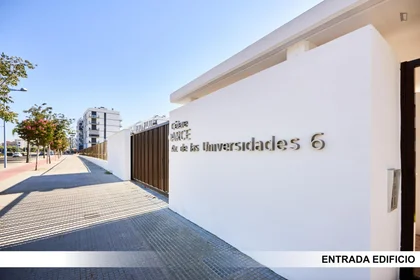 Privatzimmer in der Avenida de las Universidades, bild 25 von 37