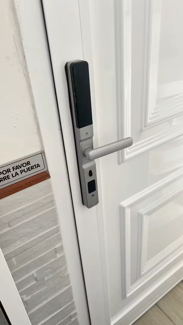 Quarto acolhedor para estudantes disponível em 