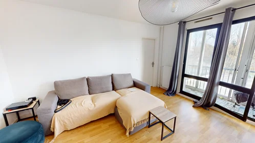 Quarto privado em 5 Avenue De Tarente, imagem 1 de 10