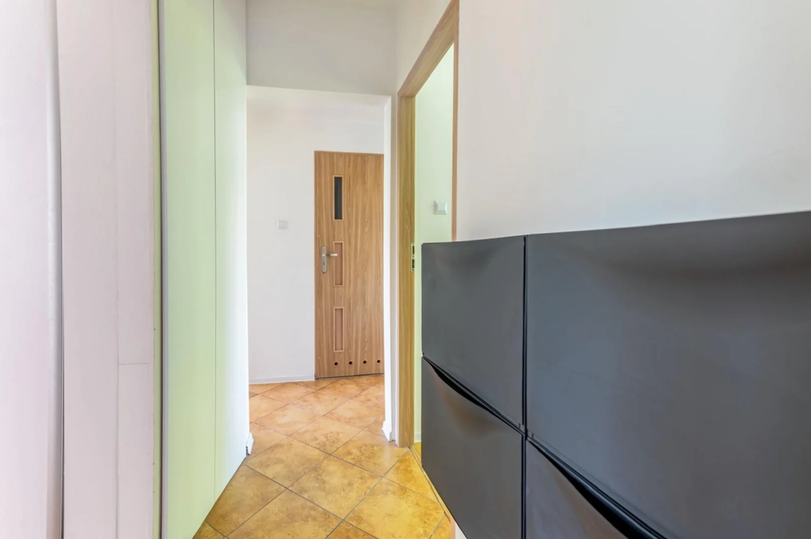 Functional student room perfect for studying in 