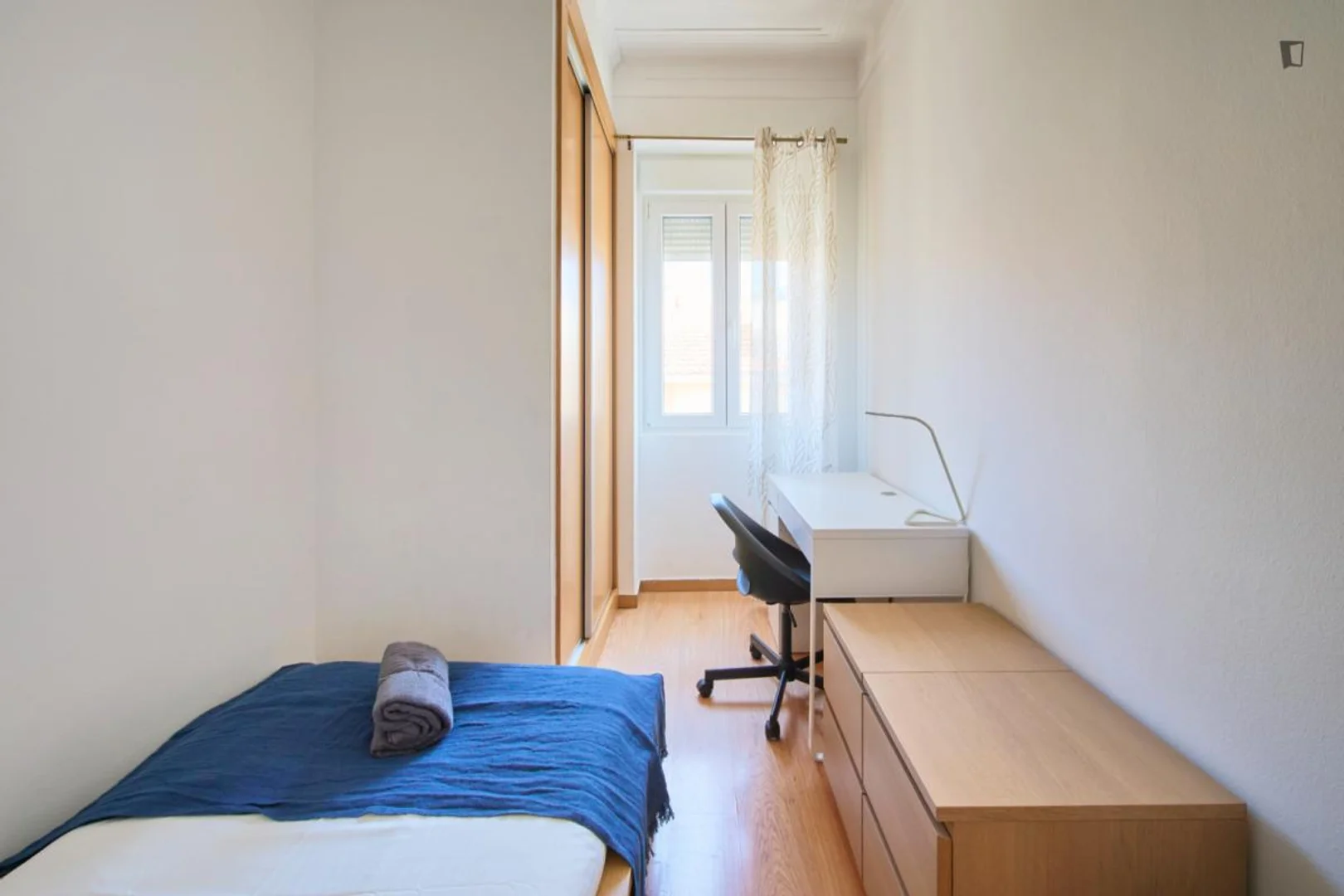 Studentenfreundliches Zimmer in  mit modernen Annehmlichkeiten