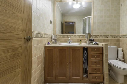 Chambre privée à Avenida de Europa, image 10 de 13