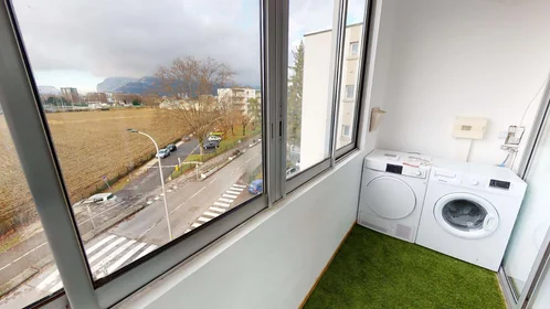 Prywatny pokój 85 Av. de la Mogne, 38400 Saint-Martin-d'Hères, France, obraz 12 18