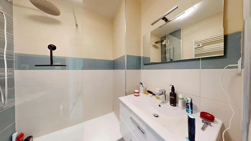 Habitación privada en Tour B8, 275 Rte de Seysses, 31100 Toulouse, France, imagen 13 de 17