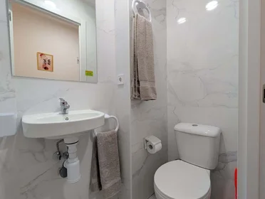 Habitación privada en C. de Tucán, 11, bajo, 1, Carabanchel, 28025 Madrid, Spain, imagen 1 de 10