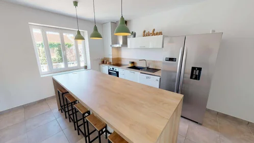 Privatzimmer in der 11 Rue Jules Cambon, 69008 Lyon, France, bild 14 von 25