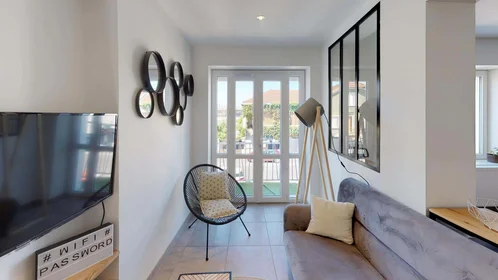 Privatzimmer in der 11 Rue Jules Cambon, 69008 Lyon, France, bild 20 von 25