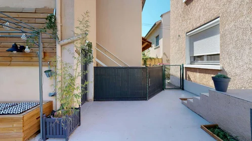 Privatzimmer in der 11 Rue Jules Cambon, 69008 Lyon, France, bild 8 von 25