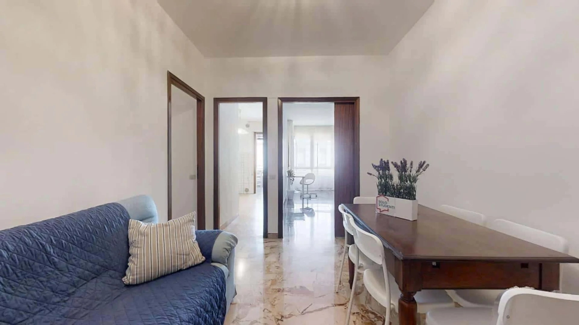 Comfortable and spacious student room in