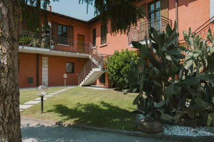 Özel oda konumu Via del Brolo, 34, 25136 Brescia BS, Italy, 26 28 görüntüsü
