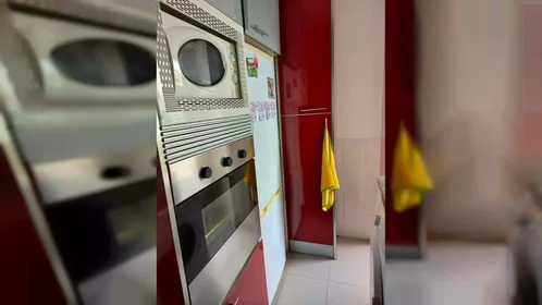 Quarto privado em Av. Grão Vasco, Lisboa, Portugal, imagem 14 de 21